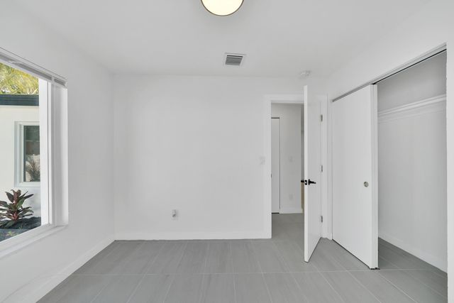 1108 NE 16th Street, Fort Lauderdale, FL 33304