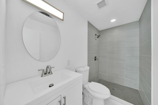 1108 NE 16th Street, Fort Lauderdale, FL 33304