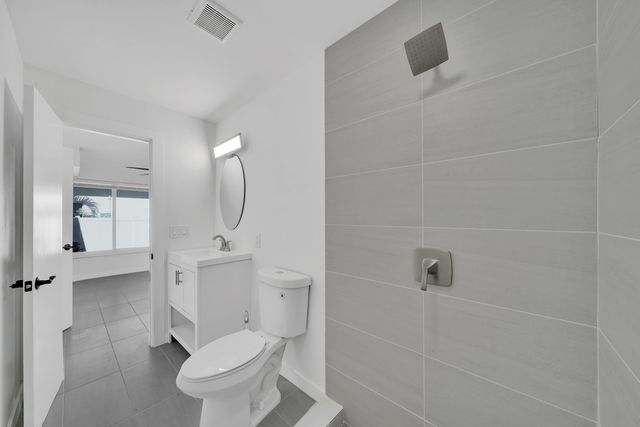 1108 NE 16th Street, Fort Lauderdale, FL 33304