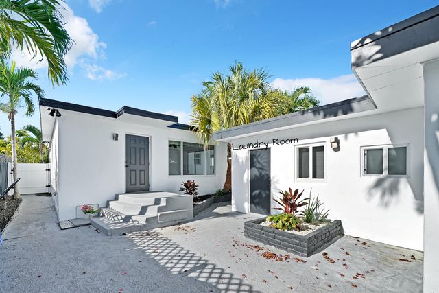1108 NE 16th Street, Fort Lauderdale, FL 33304