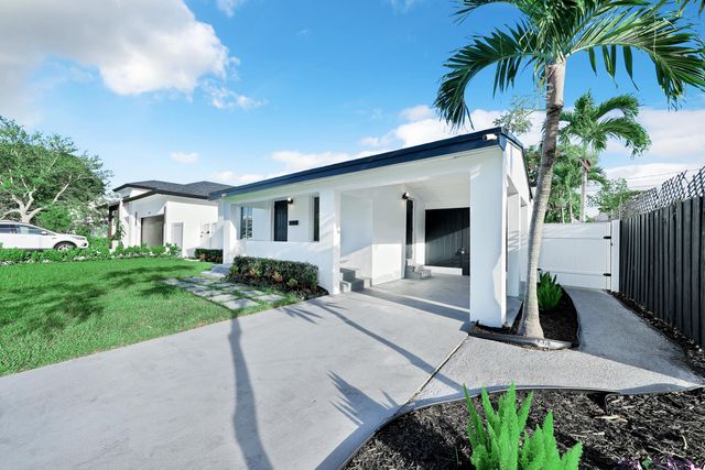 1108 NE 16th Street, Fort Lauderdale, FL 33304