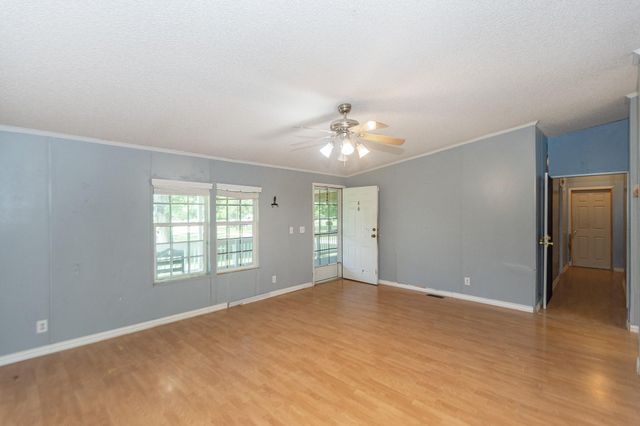 74 County Road 4400, Dayton, TX 77535