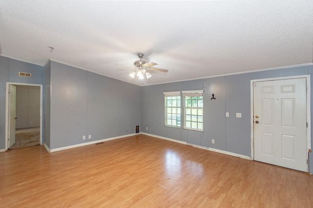74 County Road 4400, Dayton, TX 77535