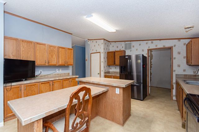 74 County Road 4400, Dayton, TX 77535