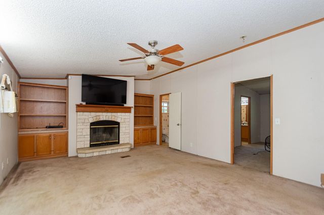74 County Road 4400, Dayton, TX 77535