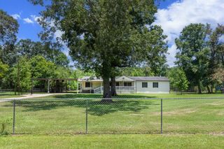 74 County Road 4400, Dayton, TX 77535