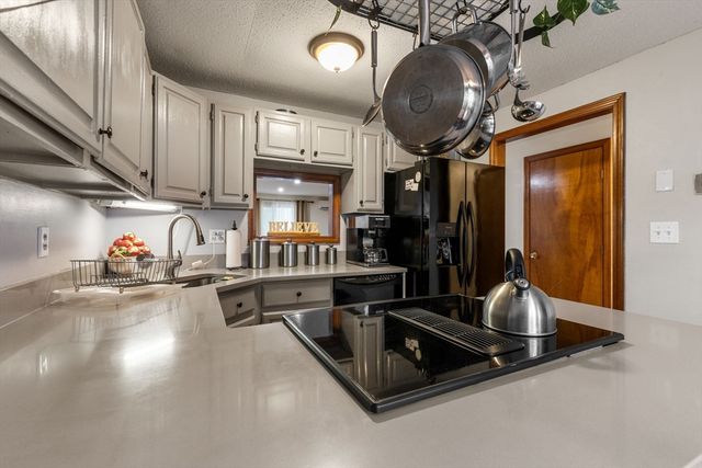 174 Lowell Rd 76, Mashpee, MA 02649