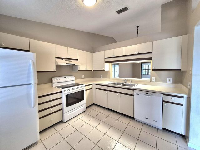 2150 ELM STREET 606, Dunedin, FL 34698