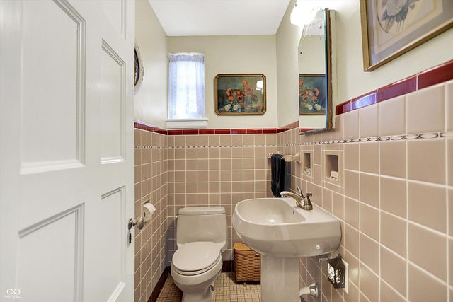 890 E Washington Street, Martinsville, IN 46151