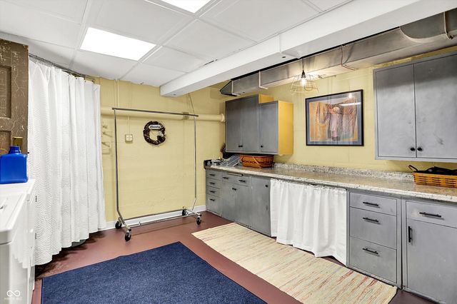 890 E Washington Street, Martinsville, IN 46151