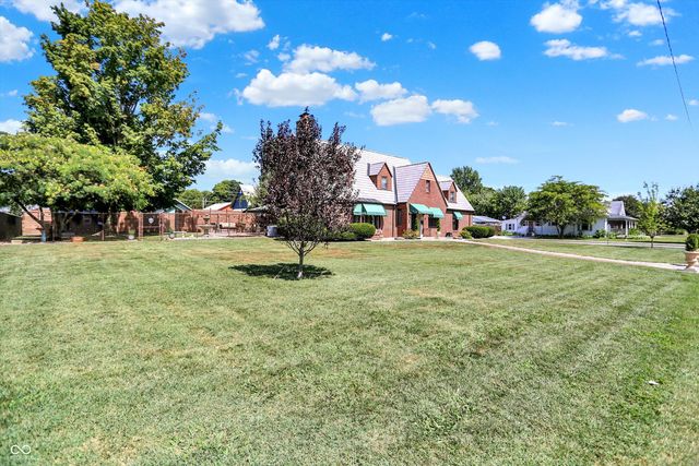 890 E Washington Street, Martinsville, IN 46151