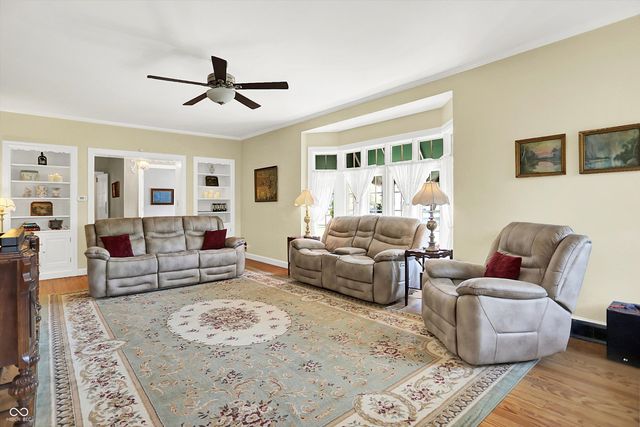 890 E Washington Street, Martinsville, IN 46151