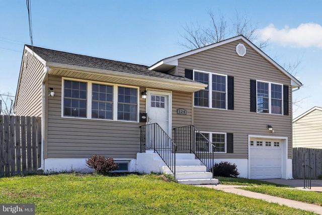 124 KARLYN DR, New Castle, DE 19720