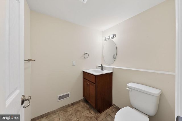 124 KARLYN DR, New Castle, DE 19720
