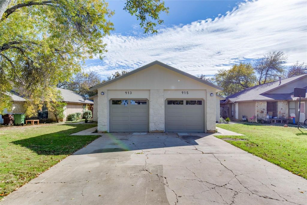 913 Chisholm CV, Round Rock, TX 78681