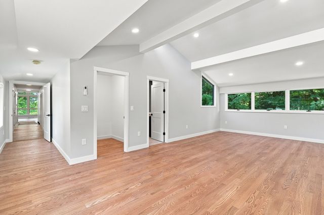 20 Wachusett Street, Leominster, MA 01453