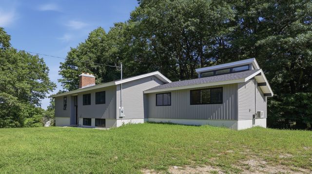 20 Wachusett Street, Leominster, MA 01453