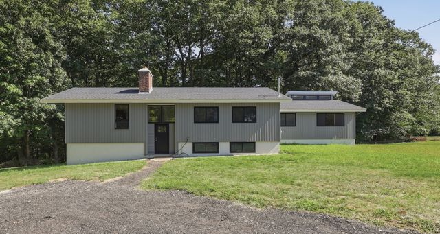 20 Wachusett Street, Leominster, MA 01453