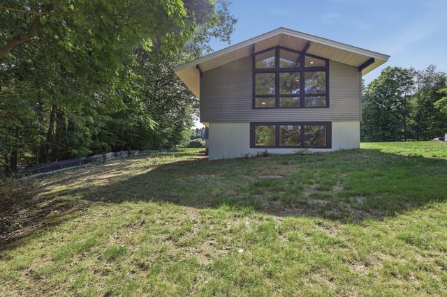 20 Wachusett Street, Leominster, MA 01453