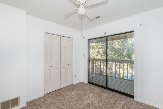 104-3 E GREEN MEADOWS RD, Columbia, MO 65203