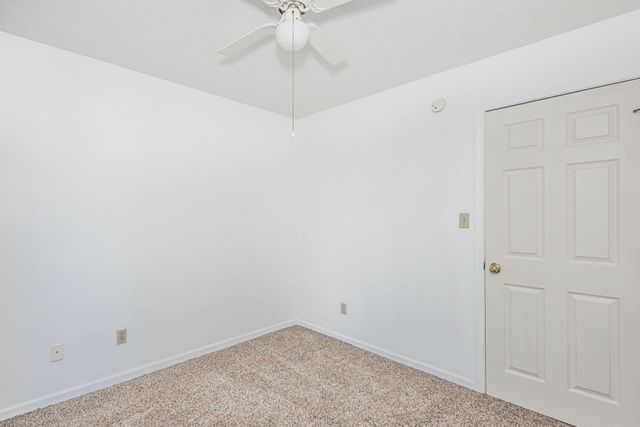 104-3 E GREEN MEADOWS RD, Columbia, MO 65203