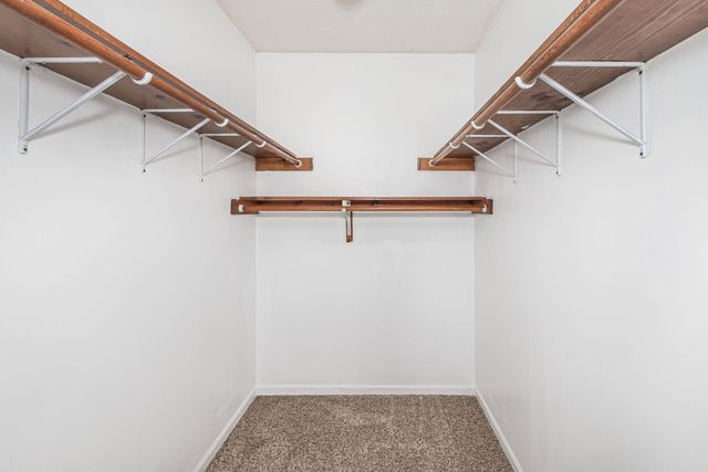 104-3 E GREEN MEADOWS RD, Columbia, MO 65203