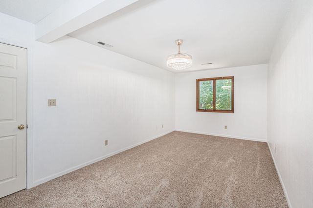 104-3 E GREEN MEADOWS RD, Columbia, MO 65203