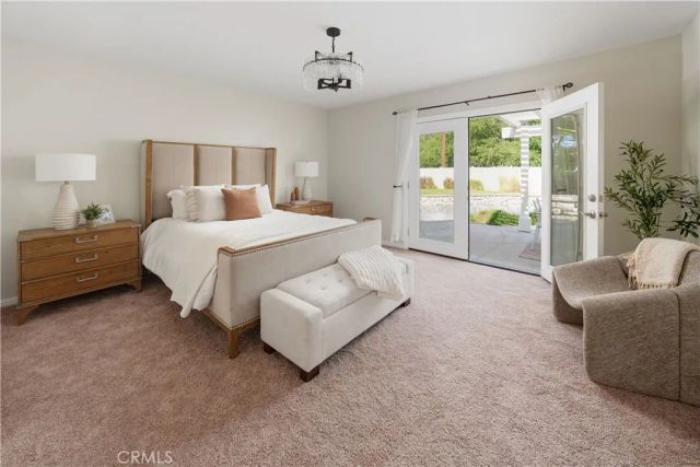 23555 Neargate, Newhall, CA 91321