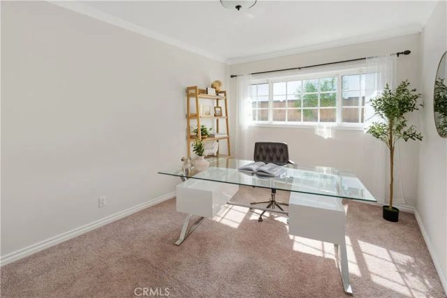 23555 Neargate, Newhall, CA 91321