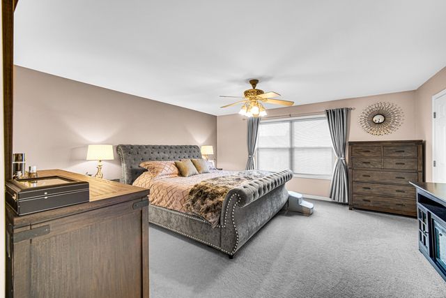 500 Countryshire Court, Griffith, IN 46319