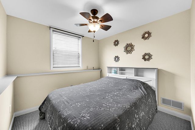 500 Countryshire Court, Griffith, IN 46319