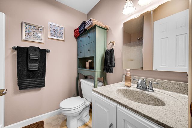 500 Countryshire Court, Griffith, IN 46319