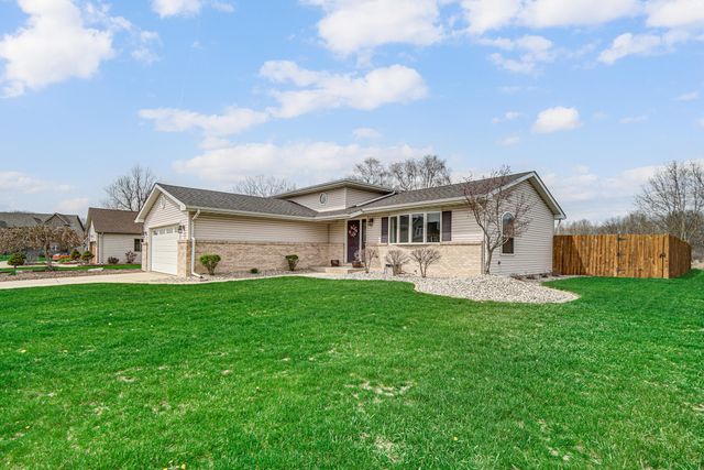 500 Countryshire Court, Griffith, IN 46319