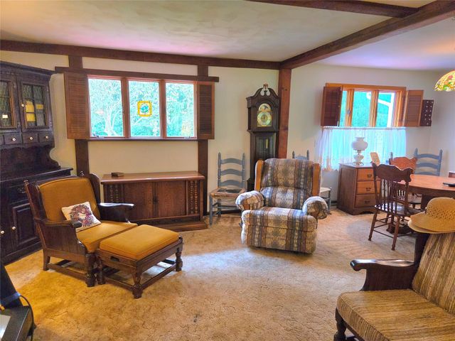 5644 LAKE PLEASANT Road, Erie, PA 16509