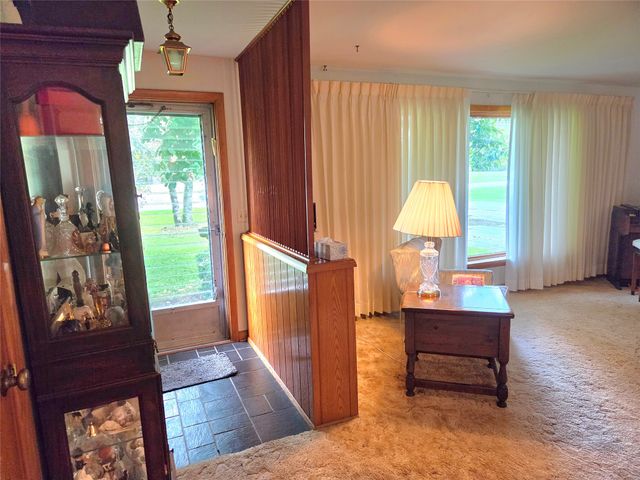 5644 LAKE PLEASANT Road, Erie, PA 16509