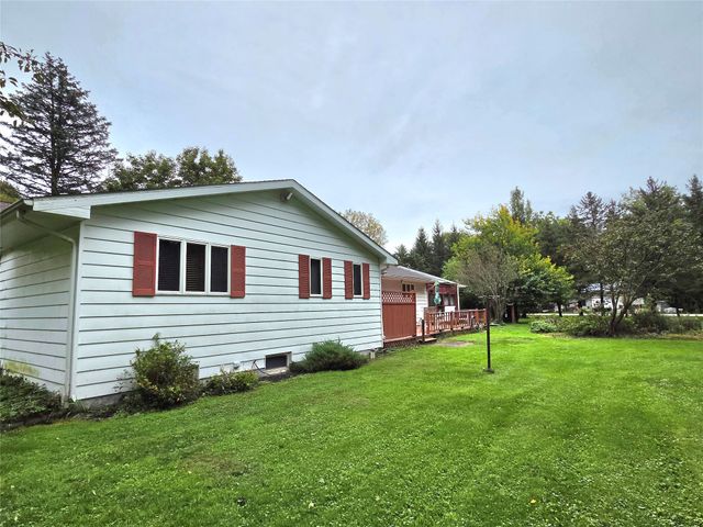 5644 LAKE PLEASANT Road, Erie, PA 16509