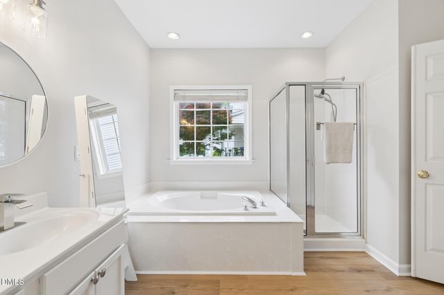 102 Dumont Court, Apex, NC 27523