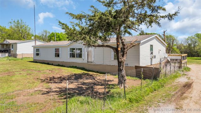 14537 Us Highway 77, Marietta, OK 73448
