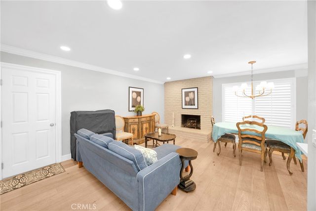 10462 Christopher St., Cypress, CA 90630