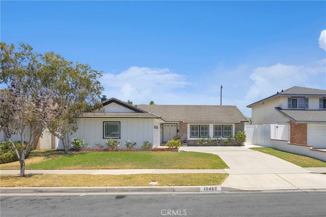 10462 Christopher St., Cypress, CA 90630