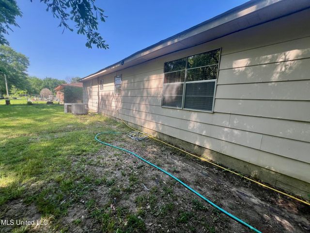 8 Pecan Drive, Cleveland, MS 38732