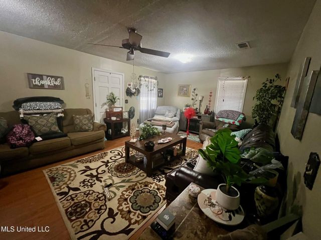 8 Pecan Drive, Cleveland, MS 38732
