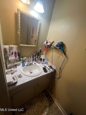 8 Pecan Drive, Cleveland, MS 38732
