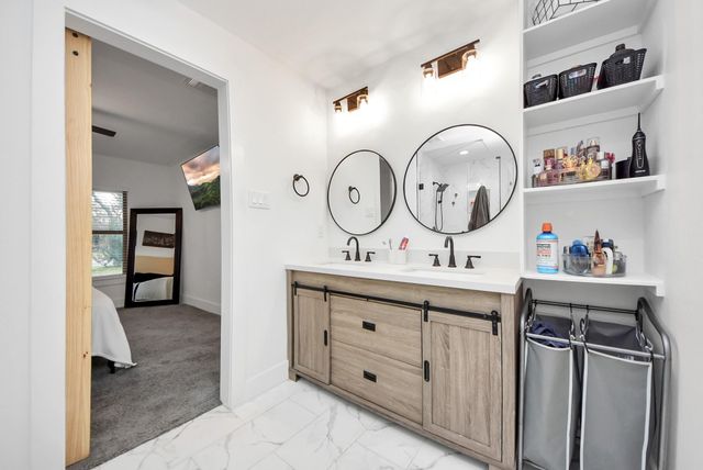 1110 Johnson Street, Pasadena, TX 77506