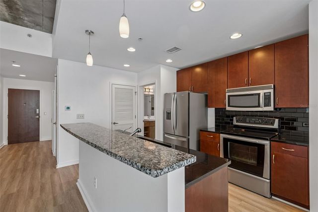 777 N ASHLEY DRIVE 1213, Tampa, FL 33602