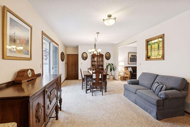 1795 Lake Valentine Road, Arden Hills, MN 55112