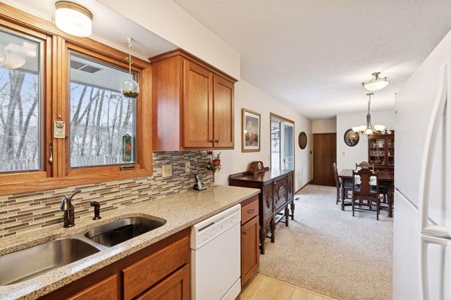 1795 Lake Valentine Road, Arden Hills, MN 55112