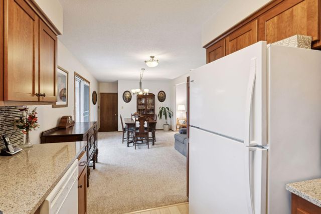 1795 Lake Valentine Road, Arden Hills, MN 55112