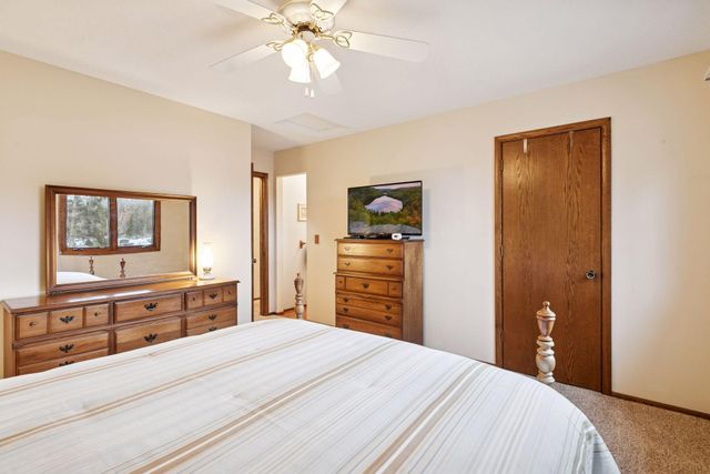 1795 Lake Valentine Road, Arden Hills, MN 55112