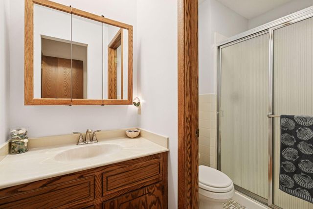 1795 Lake Valentine Road, Arden Hills, MN 55112